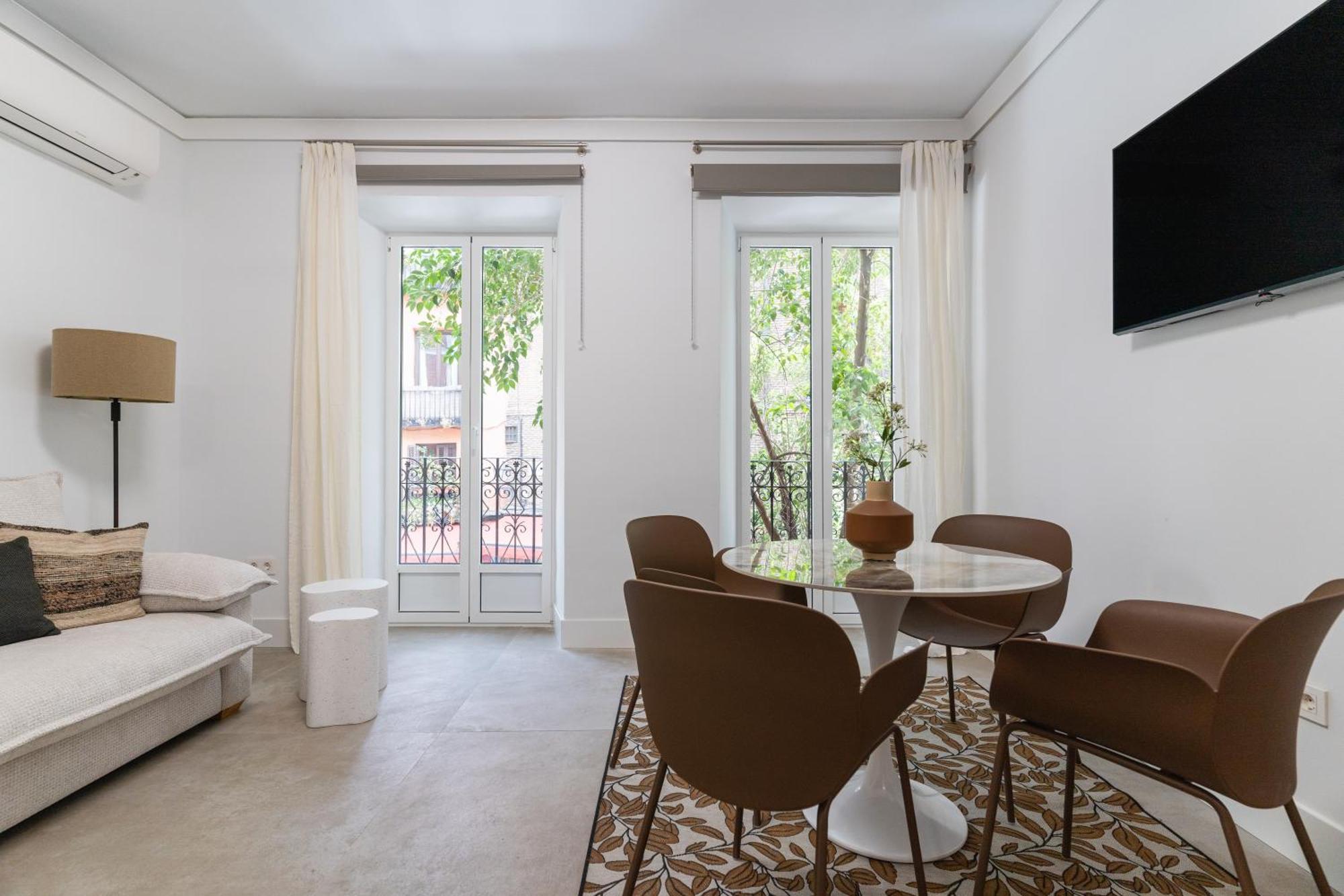 Modern And Bright-1bedroom 2bathrooms-la Latina * Madri